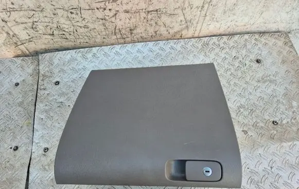 Volkswagen Golf Plus Glove box set 5M1857097K