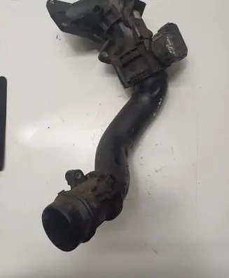 Mercedes-Benz C AMG W204 Intercooler hose/pipe A6510903137