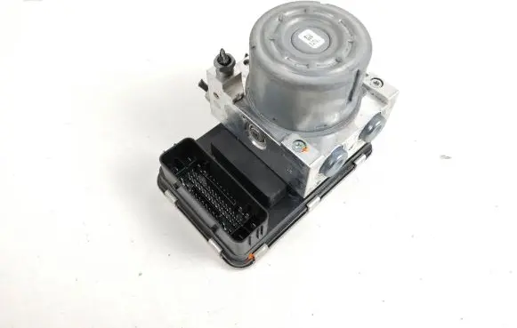 Volvo XC90 ABS Pump 31451210 31445476