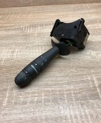 Renault Laguna II Wiper control stalk 8200012244