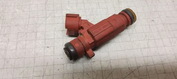Nissan Almera N16 Fuel injector 0280155940 166009F600