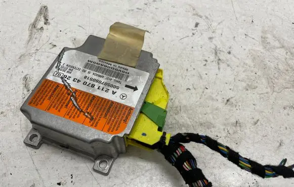Mercedes-Benz E W211 Airbag control unit/module A2118704326