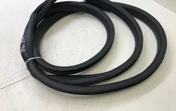 MG MG3 II Front door rubber seal