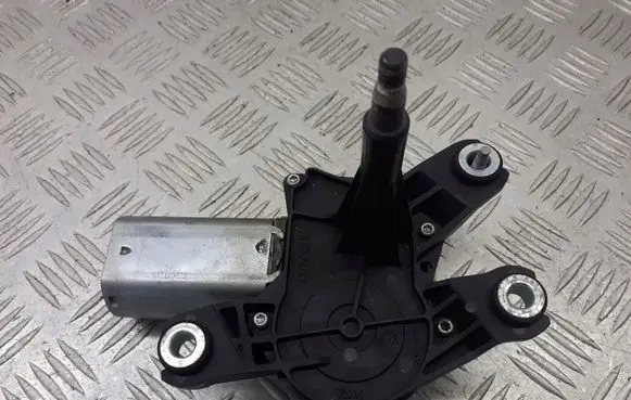 Nissan Primera Wiper motor