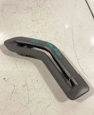 Volvo V50 Seat belt trim 8665744