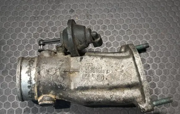 Audi A6 S6 C5 4B Throttle valve 4B0145950