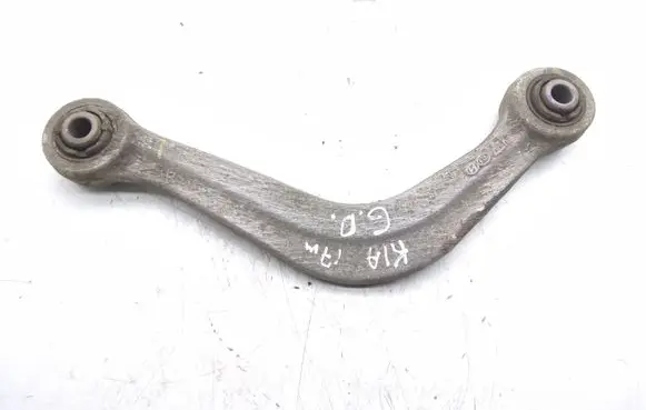 KIA Optima Rear upper control arm/wishbone