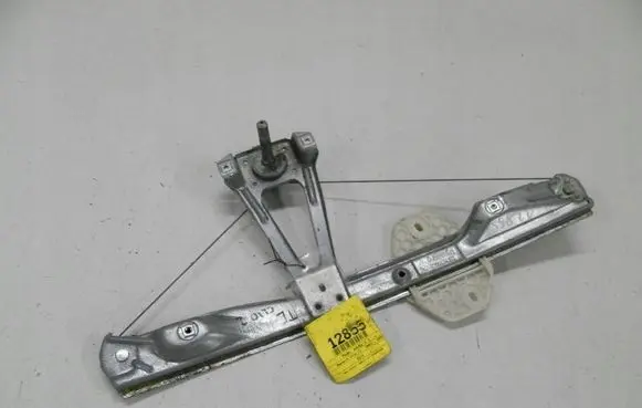 Renault Clio II Rear door manual window regulator 