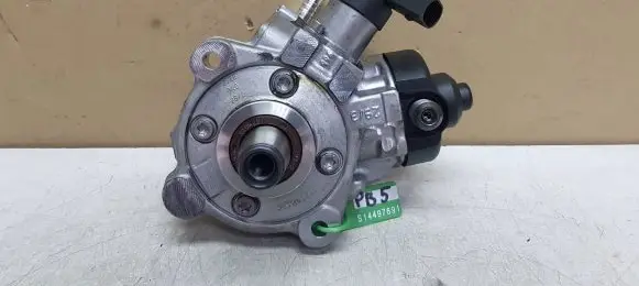 BMW 1 F20 F21 Fuel injection high pressure pump 0986437424