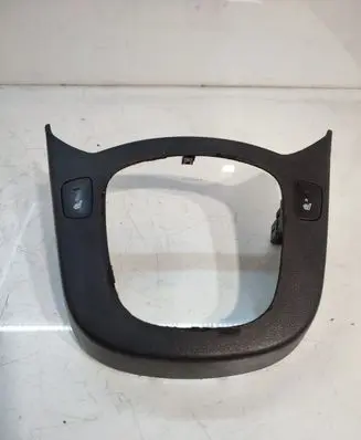 KIA Carens II Gear shifter surround trim plastic 84650AD100