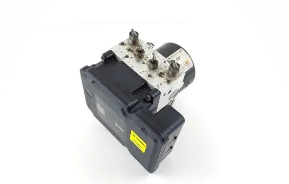 Mercedes-Benz C W204 ABS Pump A2045455132 A2044312112