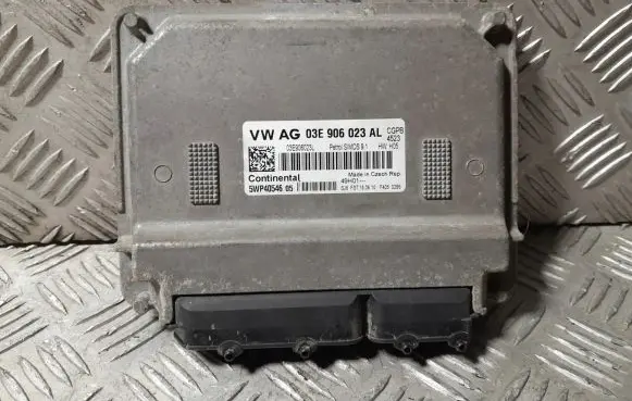 Volkswagen Polo V 6R Engine control unit/module 03E906023AL