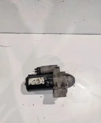 BMW 5 F10 F11 Starter motor 8574102