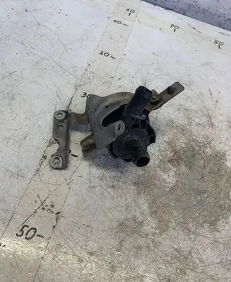 Mercedes-Benz CLA C117 X117 W117 Electric auxiliary coolant/water pump