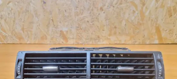Audi A4 S4 B6 8E 8H Dash center air vent grill 8e0820951h