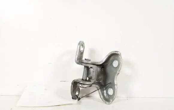Toyota Avensis T250 Rear door upper hinge 68760-05020