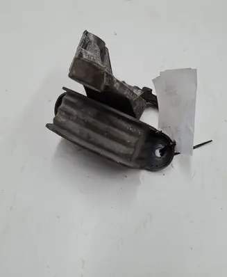 Volkswagen Multivan T5 Gearbox mount 7H0399151H 7H0399151L