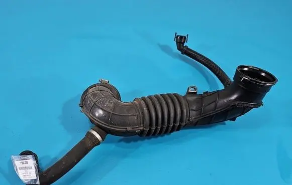 BMW 3 F30 F35 F31 Intercooler hose/pipe 586509 IMPRK1584028