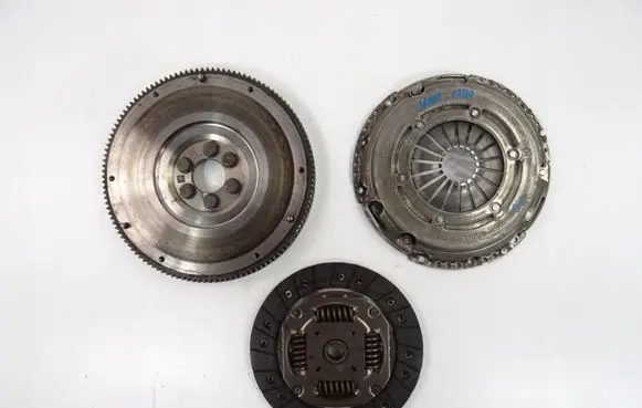 Seat Arona Clutch set kit 04C105269J 04C105273G