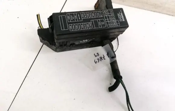 Nissan Primera Fuse box set