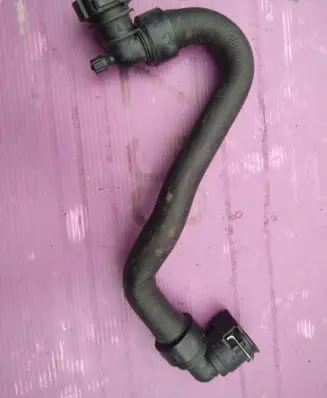 Opel Crossland X Engine coolant pipe/hose