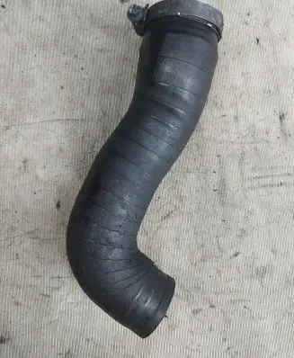 Volvo XC90 Intercooler hose/pipe 30636856