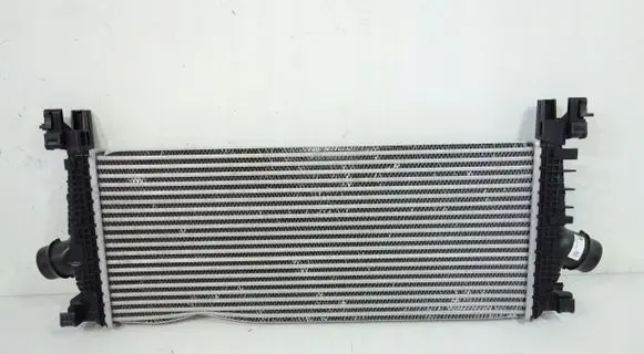 Opel Astra J Intercooler radiator 1331108