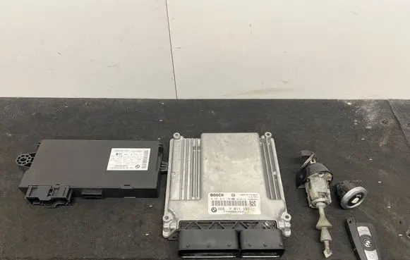 BMW 3 E90 E91 Engine ECU kit and lock set 9147220 0281015130 2080930364