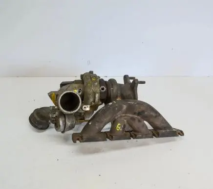 Volkswagen PASSAT CC Turbo 06J145702F