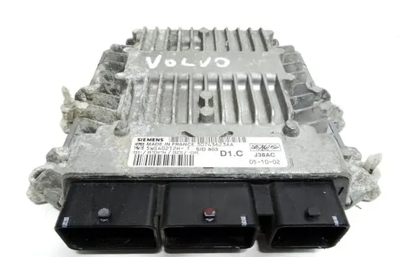 Volvo V50 Engine control unit/module 30743623AA 5WS40212HTBERTO