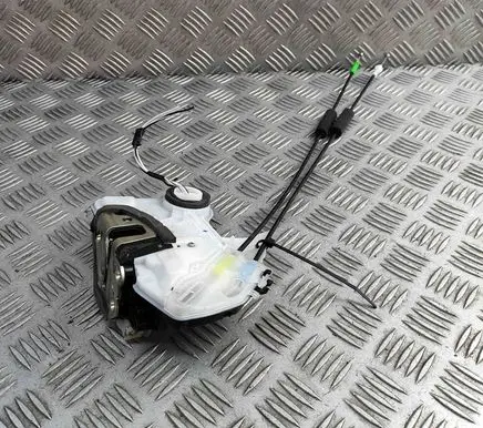 Toyota Hilux (AN120, AN130) Coupe door lock (next to the handle) 6904002470