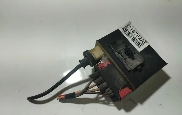 Coolant fan relay