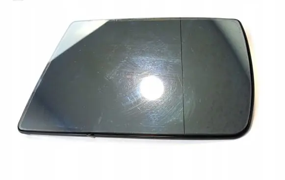 Mercedes-Benz C W202 Wing mirror glass 2028100321
