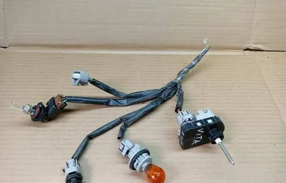 Suzuki Vitara (LY) Headlight level adjustment motor