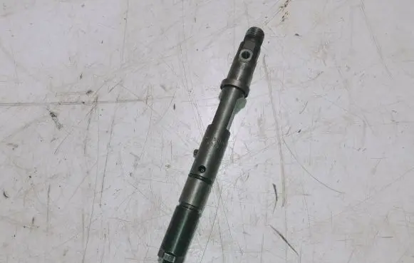 Audi A4 S4 B6 8E 8H Fuel injector 059130201F 0432133795