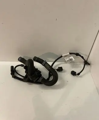 Porsche Cayenne (92A) Electric auxiliary coolant/water pump 7P5815992A 7P5815991 7P5971757A