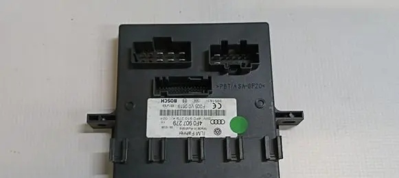 Audi A6 S6 C6 4F Comfort/convenience module 4F0907279 4F0910279K