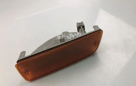 Mitsubishi Space Runner Front indicator light 1121490