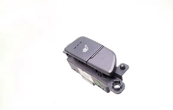 Hyundai i40 Seat heating switch 937303Z700 39R1CR1000