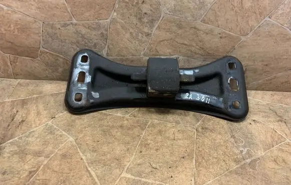 Mercedes-Benz SL R230 Gearbox mounting bracket A2302420001