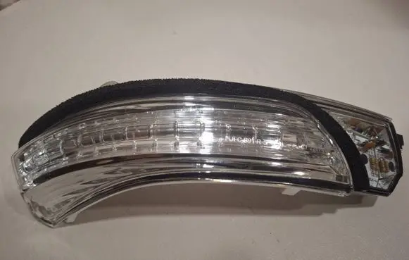 Toyota Avensis T270 Mirror indicator light 8173005070