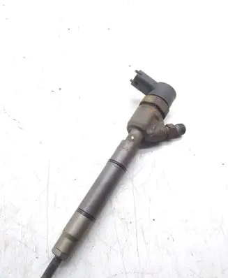 Fuel injector