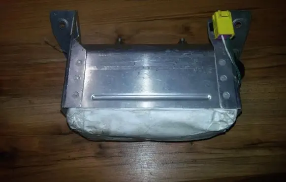 Alfa Romeo 156 Passenger airbag 60619540