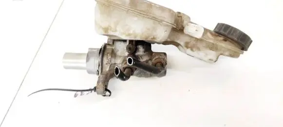 Ford Focus Master brake cylinder AV612140G AV61-2140-G