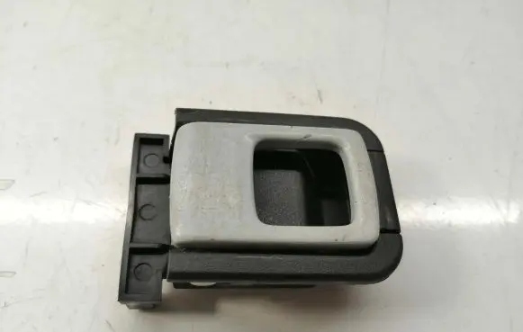 Toyota Avensis T270 Tie down hook / loop 6631005030C0 6631005030