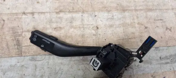 Skoda Octavia Mk2 (1Z) Wiper control stalk 1K0953519A 01203506 20550663325342