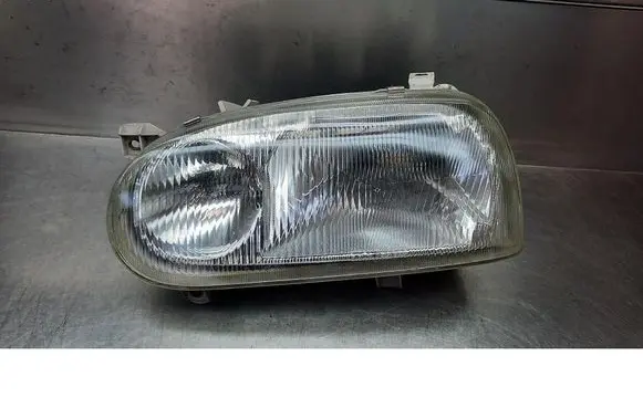 Volkswagen Golf III Front reflector 