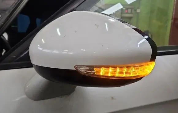 Citroen DS5 Front door electric wing mirror IMPRK1580854