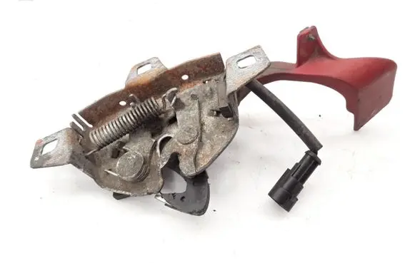 Alfa Romeo GT Engine bonnet/hood lock/catch 
