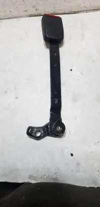 Audi A4 S4 B7 8E 8H Front seatbelt buckle 3B0858472